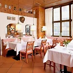 Eden Wolff Hotell 4*