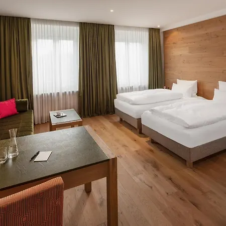 Eden Wolff Hotel 4*