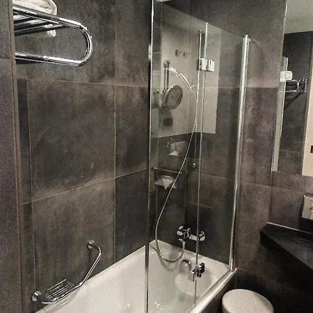 Eden Wolff Hotel