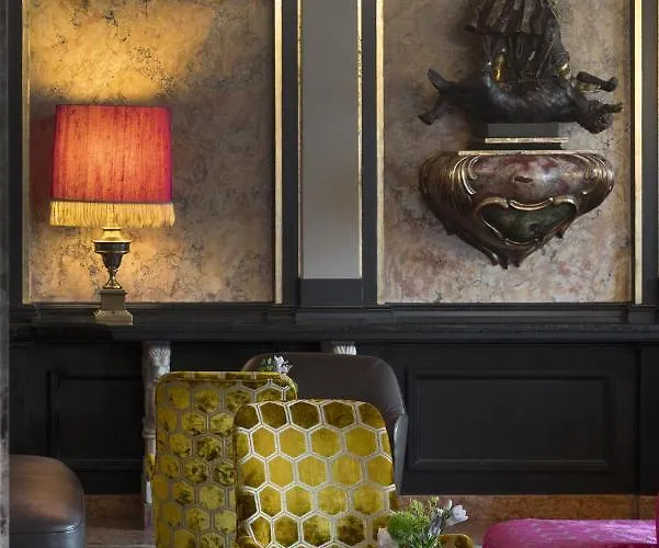 Eden Wolff 4* Monachium