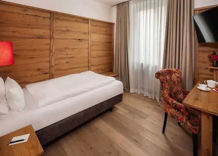 Eden Wolff Otel