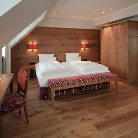 Eden Wolff 4* Munich