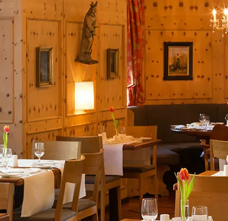 Hotel Eden Wolff 4*