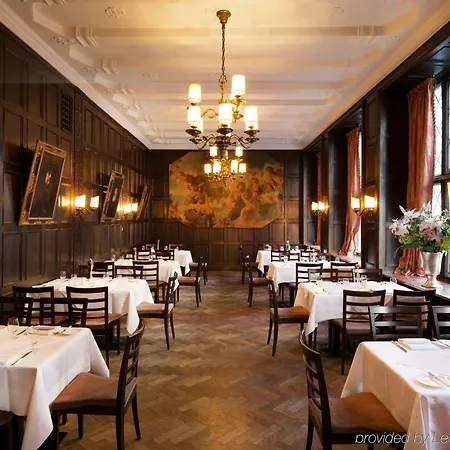 Eden Wolff Hotel 4*